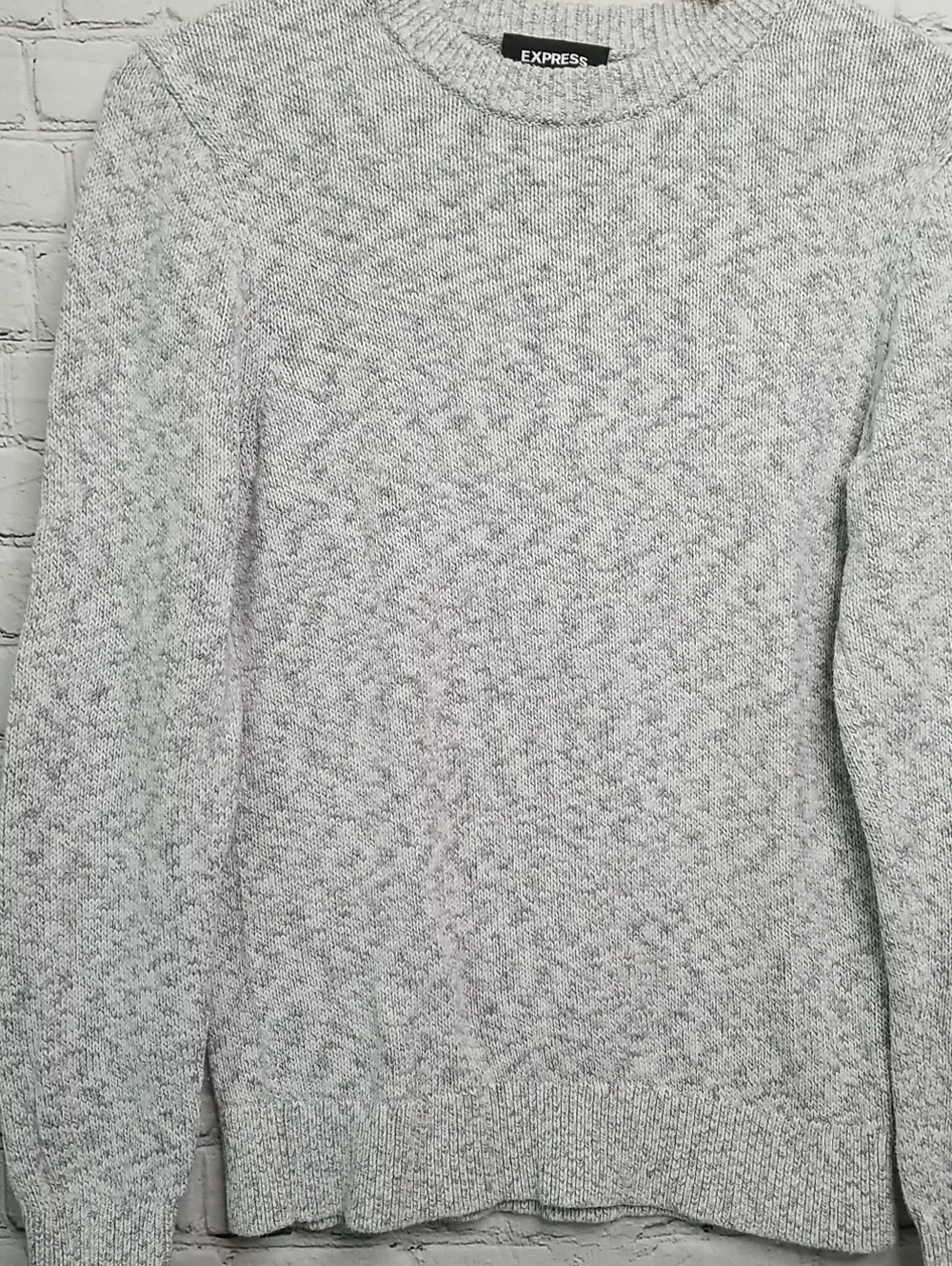 Express mens sweater heather gray/white crew neck 100% cotton EUC